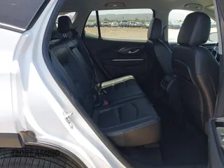 2024 GMC Terrain SLT z VIN 3GKALVEG6RL322810, wystawiony jako IAAI lot #42478282 z przebiegiem 32 523 mil mil oraz . Historia ofert i sprzedaży dostępna na DreamBid. Obrazek 8.