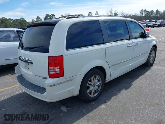 2010 Chrysler Town & Country Limited with VIN 2A4RR6DX7AR124114, listed as a IAAI auction lot 41595803 with 183,684 mi miles. Bid and sale history available at carsss.com. Image 4.