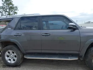 2017 Toyota 4Runner SR5 with VIN JTEBU5JR1H5444831, listed as a IAAI auction lot 41662707 with 104,173 mi miles. Bid and sale history available at carsss.com. Image 14.