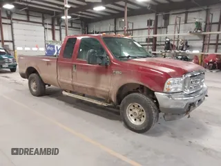 2003 Ford F-250 XL z VIN 1FTNX21S13EA85760, wystawiony jako IAAI lot #42049264 z przebiegiem 110 593 mil mil oraz . Historia ofert i sprzedaży dostępna na DreamBid. Obrazek 1.