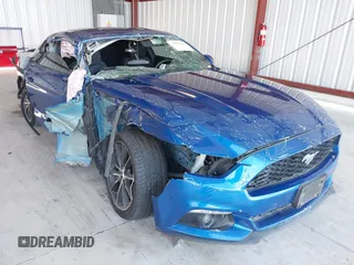 2017 Ford Mustang EcoBoost z VIN 1FA6P8TH1H5239681, wystawiony jako IAAI lot #39953332 z przebiegiem 102 035 mil mil oraz . Historia ofert i sprzedaży dostępna na DreamBid. Obrazek 1.