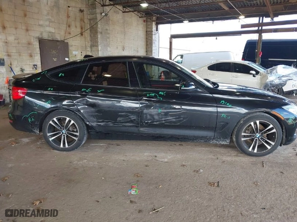 2014 BMW 3 Series Gran Turismo 328i xDrive with VIN WBA3X5C55ED242955, listed as a IAAI auction lot 41743111 with 71,095 mi miles. Bid and sale history available at carsss.com. Image 13.