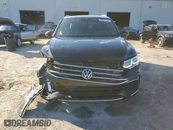 2023 Volkswagen Tiguan SEL R-Line z VIN 3VV4B7AX5PM060218, wystawiony jako Copart lot #88687235 z przebiegiem 37 997 mil mil oraz Szkoda całkowita • Salvage title. Historia ofert i sprzedaży dostępna na DreamBid. Obrazek 5.