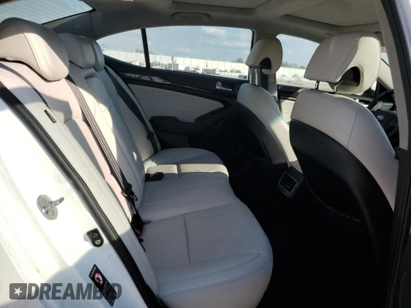 2014 Kia Cadenza Premium with VIN KNALN4D79E5132386, listed as a Copart auction lot 44156545 with 60,780 mi miles and Salvage Title. Bid and sale history available at carsss.com. Image 10.