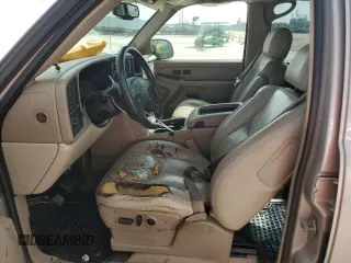 2005 Chevrolet Suburban LT with VIN 1GNEC16Z05J130250, listed as a Copart auction lot 73827604 with 166,013 mi miles and Non Repairable. Bid and sale history available at carsss.com. Image 7.