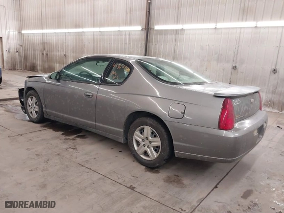 2006 Chevrolet Monte Carlo LS with VIN 2G1WJ15K669386468, listed as a IAAI auction lot 41362758 with 202,242 mi miles. Bid and sale history available at carsss.com. Image 3.