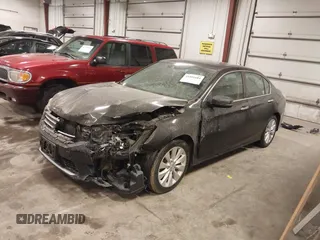 2014 Honda Accord EX-L with VIN 1HGCR2F84EA172143, listed as a IAAI auction lot 41801684 with 180,241 mi miles and . Bid and sale history available at carsss.com. Image 20.