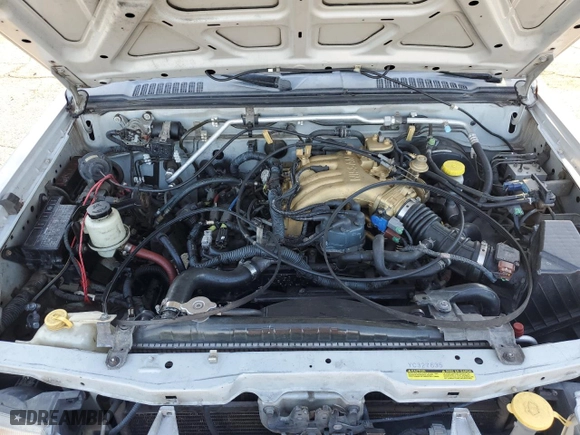2000 Nissan Frontier 2WD XE with VIN 1N6ED26T1YC327635, listed as a Copart auction lot 43149525 with 922,578 mi miles and Salvage Title. Bid and sale history available at carsss.com. Image 11.