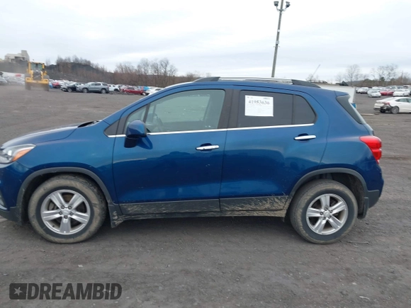 2019 Chevrolet Trax LT with VIN 3GNCJPSB8KL305731, listed as a IAAI auction lot 41953636 with 99,983 mi miles. Bid and sale history available at carsss.com. Image 14.