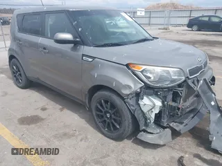 2015 Kia Soul with VIN KNDJN2A25F7197295, listed as a IAAI auction lot 42012355 with 138,999 mi miles and . Bid and sale history available at DreamBid. Image 1.