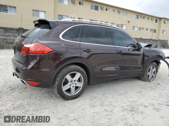 2014 Porsche Cayenne Diesel with VIN WP1AF2A2XELA35311, listed as a Copart auction lot 49814455 with 90,864 mi miles and Salvage title. Bid and sale history available at DreamBid. Image 3.