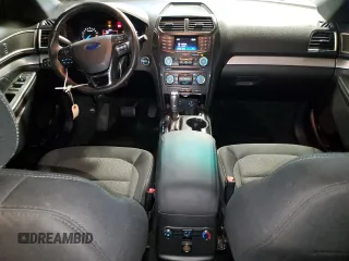 2017 Ford Explorer XLT z VIN 1FM5K8DH2HGA72766, wystawiony jako Copart lot #57585945 z przebiegiem 93 188 mil mil oraz Czysty tytuł • Clean title. Historia ofert i sprzedaży dostępna na DreamBid. Obrazek 8.
