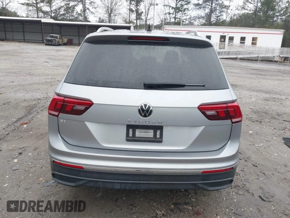 2023 Volkswagen Tiguan SE with VIN 3VV3B7AX6PM032195, listed as a IAAI auction lot 41867087 with 29,860 mi miles and . Bid and sale history available at DreamBid. Image 16.