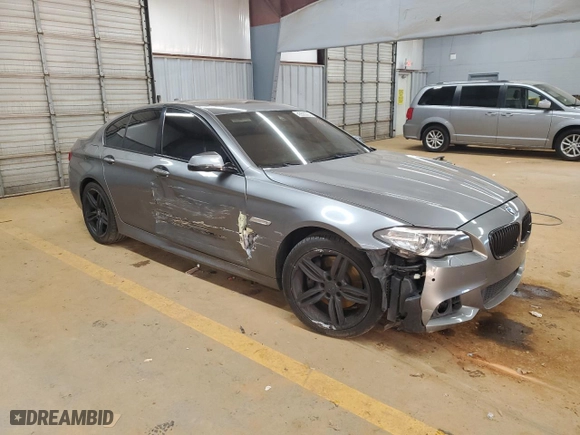 2016 BMW 5 Series 535i xDrive with VIN WBA5B3C54GG260263, listed as a Copart auction lot 43699885 with 112,368 mi miles and Salvage Title. Bid and sale history available at carsss.com. Image 4.