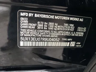 2024 BMW X5 sDrive40i with VIN 5UX13EU07R9U04052, listed as a Copart auction lot 44215095 with 22,655 mi miles and Salvage Title. Bid and sale history available at carsss.com. Image 13.