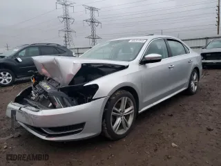 2014 Volkswagen Passat SE w/Sunroof with VIN 1VWBS7A33EC051984, listed as a Copart auction lot 85201944 with 89,312 mi miles and Salvage Title. Bid and sale history available at carsss.com. Image 1.