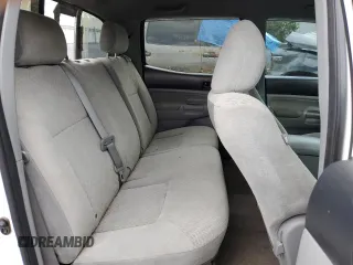 2011 Toyota Tacoma PreRunner z VIN 3TMJU4GN1BM124215, wystawiony jako Copart lot #55755385 z przebiegiem 153 806 mil mil oraz Czysty tytuł • Clean title. Historia ofert i sprzedaży dostępna na DreamBid. Obrazek 10.