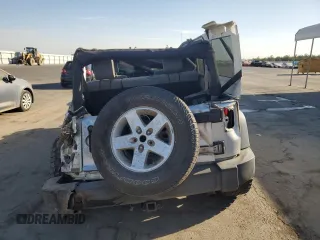 2008 Jeep Wrangler Unlimited X with VIN 1J4GB391X8L515128, listed as a Copart auction lot 74950764 with 188,884 mi miles and Salvage Title. Bid and sale history available at DreamBid. Image 6.