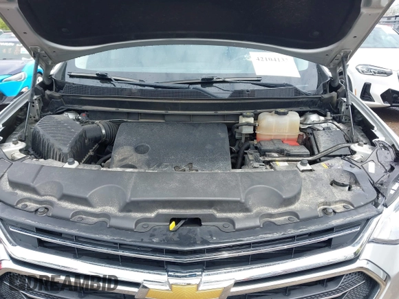 2019 Chevrolet Traverse LT Cloth with VIN 1GNERGKW6KJ114174, listed as a IAAI auction lot 42104133 with 135,410 mi miles. Bid and sale history available at carsss.com. Image 10.