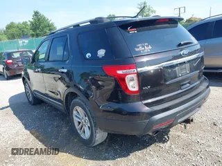 2014 Ford Explorer XLT z VIN 1FM5K7D86EGA27075, wystawiony jako IAAI lot #42572920 z przebiegiem 249 001 mil mil oraz . Historia ofert i sprzedaży dostępna na DreamBid. Obrazek 3.