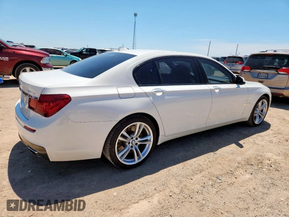 2013 BMW 7 Series 750Li с VIN WBAYE8C59DD134172, выставлен на аукционе Copart как лот 63624785 с пробегом 73 185 миль миль и Списание • Salvage title. История ставок и продаж доступна на DreamBid. Изображение 3.