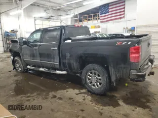 2018 Chevrolet Silverado 3500HD LT with VIN 1GC4KZCY0JF148536, listed as a Copart auction lot 44892825 with 123,280 mi miles and Salvage Title. Bid and sale history available at DreamBid. Image 2.