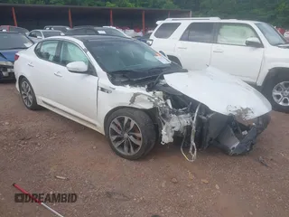 2015 Kia Optima SXL Turbo с VIN 5XXGR4A64FG377933, выставлен на аукционе IAAI как лот 42301551 с пробегом 116 264 миль миль и . История ставок и продаж доступна на DreamBid. Изображение 1.
