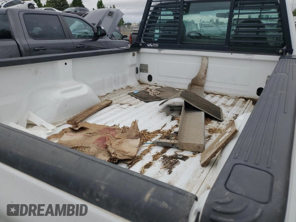 1999 Ford F-350 with VIN 1FTSF30L1XED35901, listed as a Copart auction lot 63499344 with 120,122 mi miles and Salvage title. Bid and sale history available at DreamBid. Image 10.