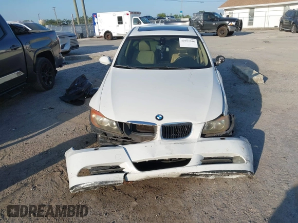 2007 BMW 3 Series 328i with VIN WBAVA33557P141317, listed as a IAAI auction lot 42053206 with 1 mi miles. Bid and sale history available at carsss.com. Image 6.