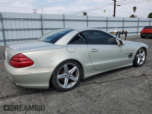 2003 Mercedes-Benz SL 500 z VIN WDBSK75F03F013100, wystawiony jako Copart lot #51124485 z przebiegiem Nie podano mil oraz Czysty tytuł • Clean title. Historia ofert i sprzedaży dostępna na DreamBid. Obrazek 3.