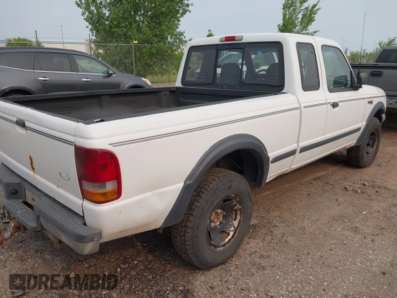 1994 Ford Ranger Splash с VIN 1FTCR15X2RPC57762, выставлен на аукционе IAAI как лот 42376736 с пробегом 244 959 миль миль и . История ставок и продаж доступна на DreamBid. Изображение 4.