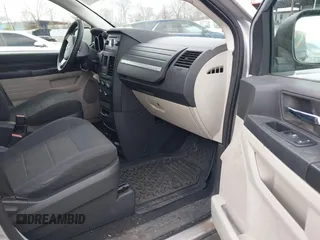 2008 Dodge Grand Caravan SE with VIN 2D8HN44H08R705511, listed as a IAAI auction lot 41849520 with 155,610 mi miles and . Bid and sale history available at DreamBid. Image 5.
