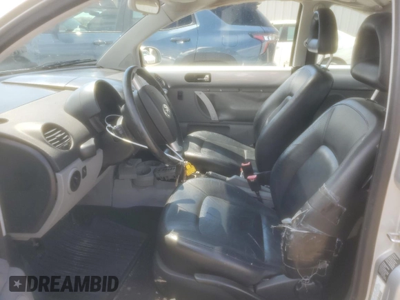 2002 Volkswagen Beetle GLS with VIN 3VWCB21C32M410168, listed as a Copart auction lot 55098545 with 166,410 mi miles and Salvage title. Bid and sale history available at DreamBid. Image 7.