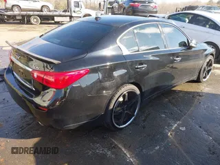 2015 Infiniti Q50 Premium with VIN JN1BV7AR8FM414650, listed as a IAAI auction lot 41332195 with 105,550 mi miles and . Bid and sale history available at DreamBid. Image 4.
