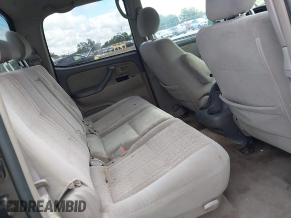 2006 Toyota Tundra SR5 с VIN 5TBET34116S519316, выставлен на аукционе IAAI как лот 42610008 с пробегом 257 101 миль миль и . История ставок и продаж доступна на DreamBid. Изображение 8.