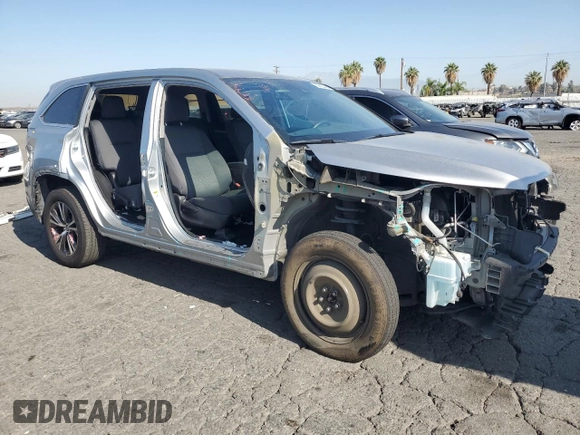 2019 Toyota Highlander LE with VIN 5TDZZRFH6KS350151, listed as a Copart auction lot 60683445 with 57,853 mi miles and Salvage title. Bid and sale history available at DreamBid. Image 4.