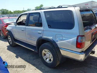 1996 Toyota 4Runner SR5 z VIN JT3HN86R8T0015119, wystawiony jako IAAI lot #42247649 z przebiegiem 379 333 mil mil oraz . Historia ofert i sprzedaży dostępna na DreamBid. Obrazek 3.