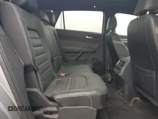 2022 Volkswagen Atlas SEL Premium R-Line with VIN 1V2FE2CA9NC213092, listed as a Copart auction lot 43430625 with 53,426 mi miles and Salvage title. Bid and sale history available at DreamBid. Image 10.
