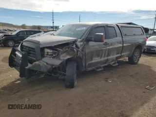 2008 Toyota Tundra z VIN 5TFCV541X8X008804, wystawiony jako Copart lot #80718824 z przebiegiem 290 741 mil mil oraz Szkoda całkowita • Salvage title. Historia ofert i sprzedaży dostępna na DreamBid. Obrazek 1.