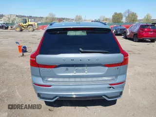 2023 Volvo XC60 Plus Dark Theme with VIN YV4L12RW8P1290213, listed as a IAAI auction lot 41975816 with 7,922 mi miles. Bid and sale history available at carsss.com. Image 16.