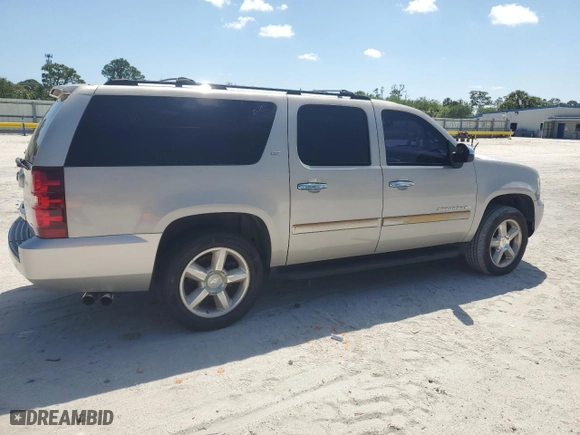 2007 Chevrolet Suburban LS with VIN 1GNFC16027J253685, listed as a Copart auction lot 52257635 with 247,317 mi miles and Clean Title. Bid and sale history available at carsss.com. Image 3.