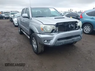 2014 Toyota Tacoma PreRunner with VIN 5TFJU4GN1EX052382, listed as a IAAI auction lot 41533721 with 165,245 mi miles. Bid and sale history available at carsss.com. Image 1.