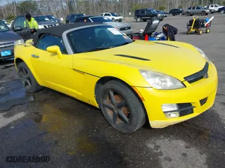 2008 Saturn Sky with VIN 1G8MB35B28Y121613, listed as a IAAI auction lot 41507956 with 195,378 mi miles. Bid and sale history available at carsss.com. Image 1.