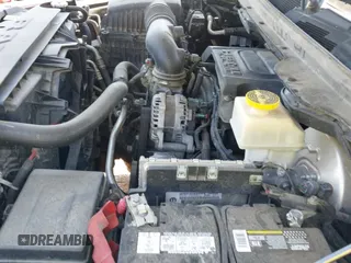 2019 Ram 1500 Big Horn z VIN 1C6SRFFT4KN802261, wystawiony jako IAAI lot #43239623 z przebiegiem 125 342 mil mil oraz . Historia ofert i sprzedaży dostępna na DreamBid. Obrazek 19.