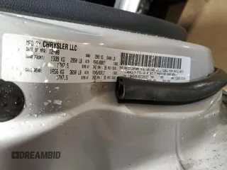 2009 Jeep Commander Sport z VIN 1J8HG48K09C526337, wystawiony jako Copart lot #89026135 z przebiegiem 194 514 mil mil oraz Szkoda całkowita • Salvage title. Historia ofert i sprzedaży dostępna na DreamBid. Obrazek 13.