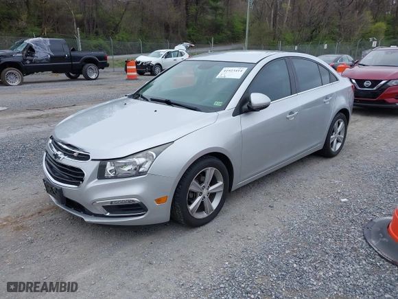 2015 Chevrolet Cruze LT with VIN 1G1PE5SB3F7262387, listed as a IAAI auction lot 41923414 with 153,198 mi miles. Bid and sale history available at carsss.com. Image 2.