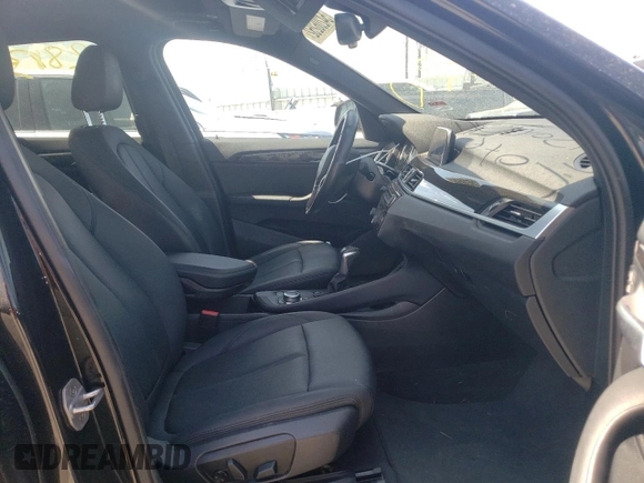 2019 BMW X1 xDrive28i with VIN WBXHT3C53K3H34285, listed as a Copart auction lot 54206252 with 22,883 mi miles. Bid and sale history available at carsss.com. Image 5.