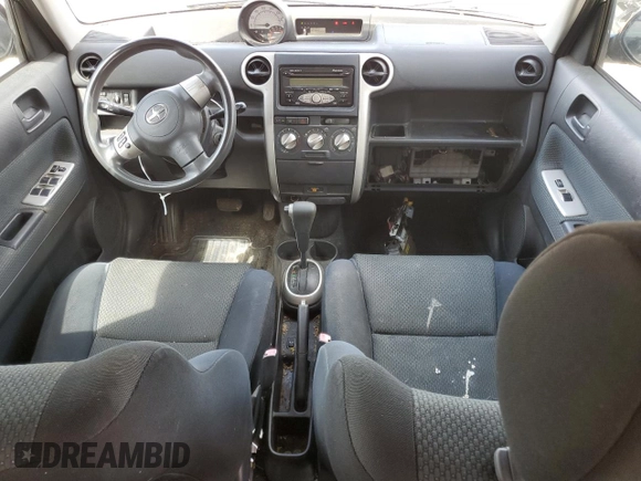 2006 Scion xB z VIN JTLKT324864112228, wystawiony jako Copart lot #53799295 z przebiegiem 145 024 mil mil oraz Szkoda całkowita • Salvage title. Historia ofert i sprzedaży dostępna na DreamBid. Obrazek 8.