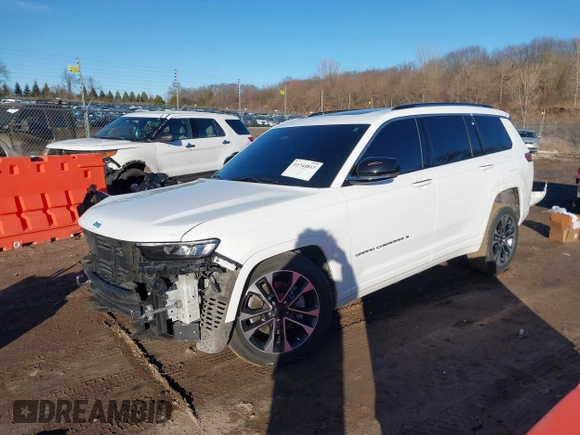 2021 Jeep Grand Cherokee Overland with VIN 1C4RJKDG3M8204967, listed as a IAAI auction lot 41744813 with 37,297 mi miles and . Bid and sale history available at DreamBid. Image 18.