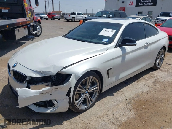 2015 BMW 4 Series 435i z VIN WBA3R1C58FK194626, wystawiony jako IAAI lot #42082585 z przebiegiem 70 619 mil mil oraz . Historia ofert i sprzedaży dostępna na DreamBid. Obrazek 21.